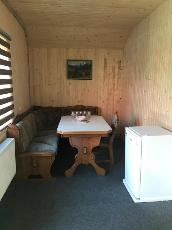 Апартаменты Котедж Бартон Яблоница